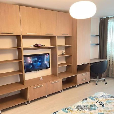 Studio Carol - Rond Baba Novac Lejlighed Bukarest Eksteriør billede